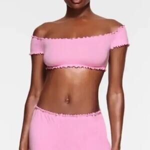 SKIMS pointelle bubble gum crop